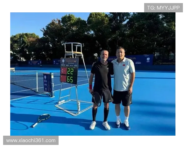 全国锦标赛回顾:成都网球队展现出色实力与团队精神 全国锦标赛回顾:成都网球队展现出色实力与团队精神